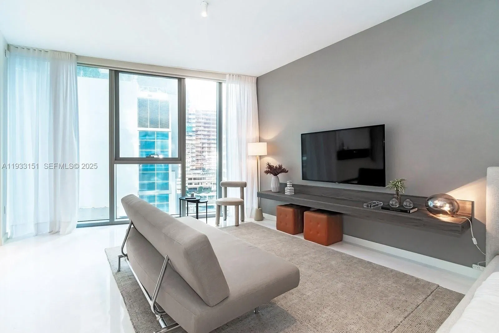 300 Biscayne Blvd Way 805, Miami, FL 33131