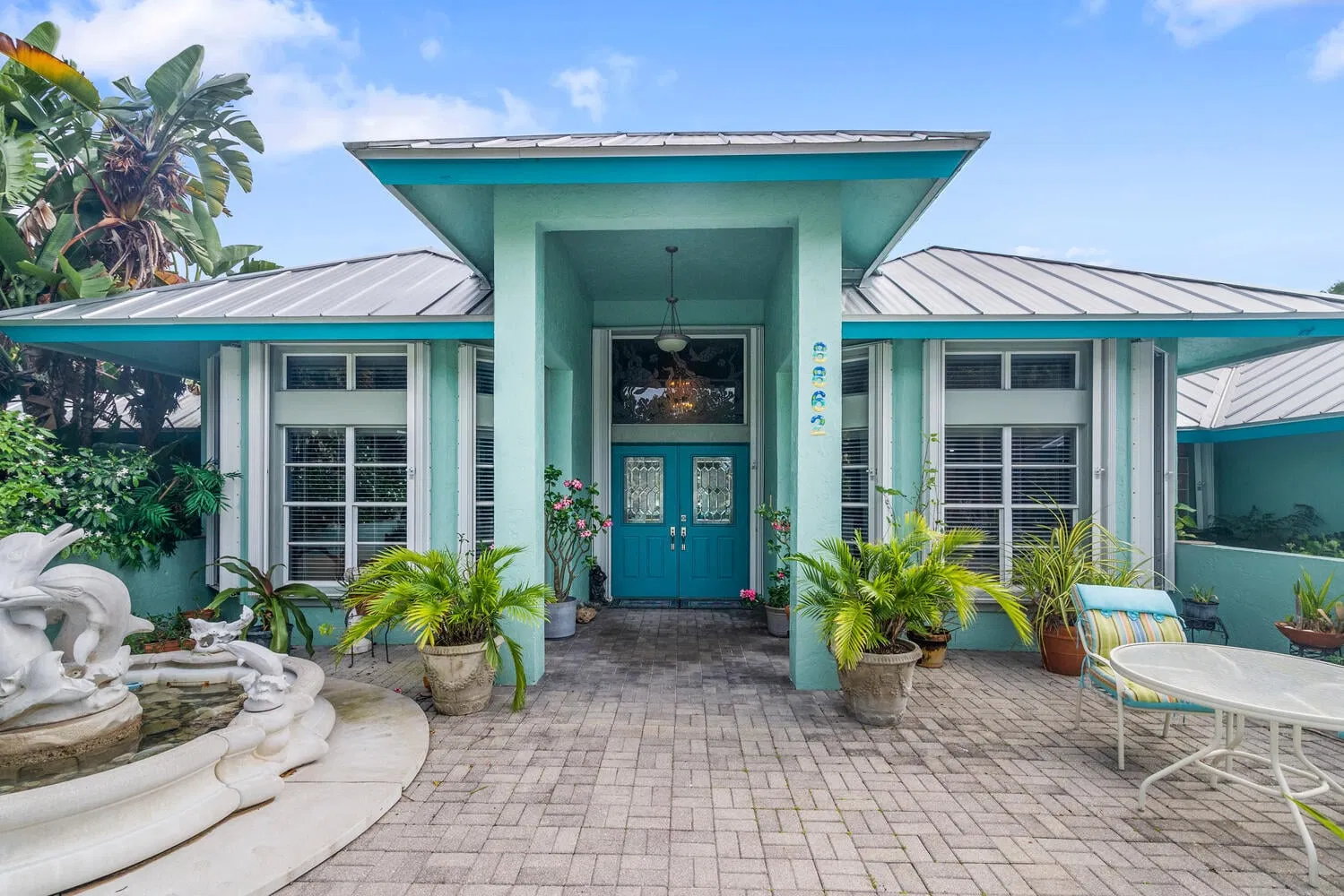 8862 Estate Drive, West Palm Beach, FL 33411