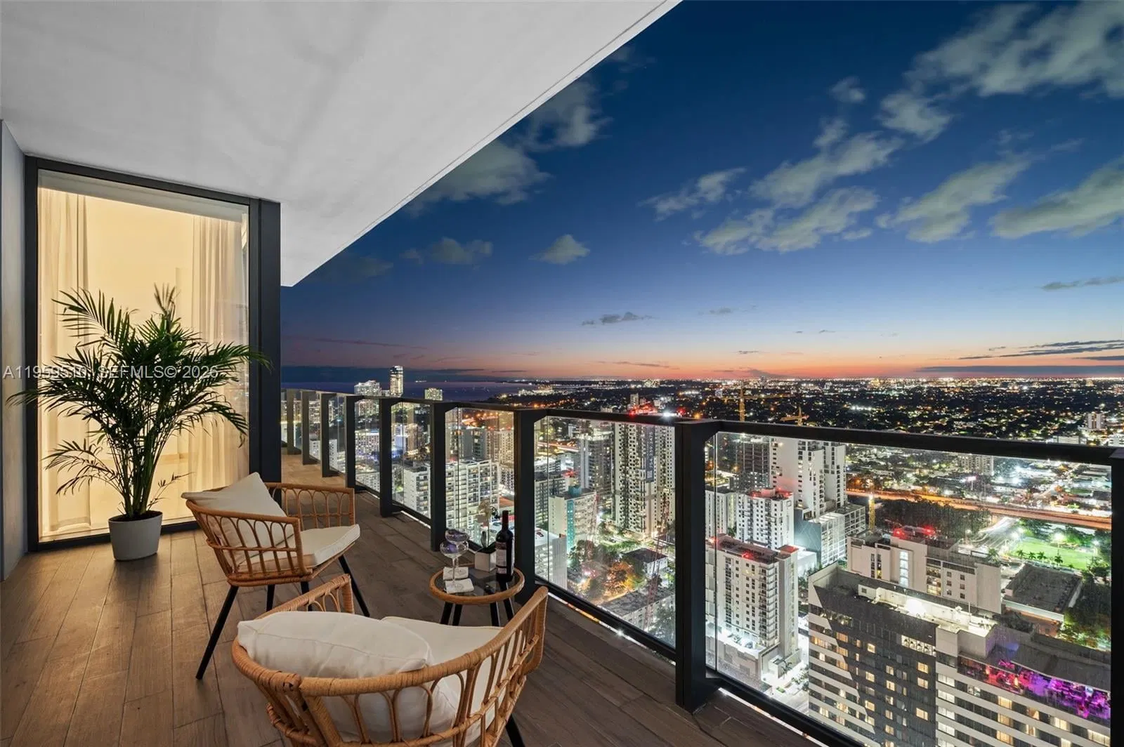 88 SW 7th Street 3612, Miami, FL 33130