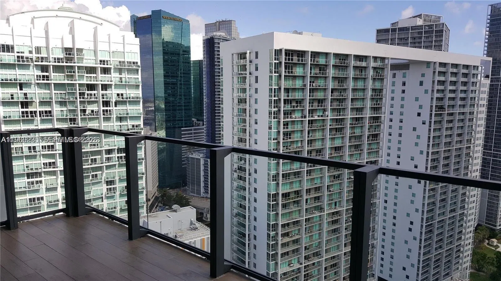 68 SE 6th Street 3305, Miami, FL 33131
