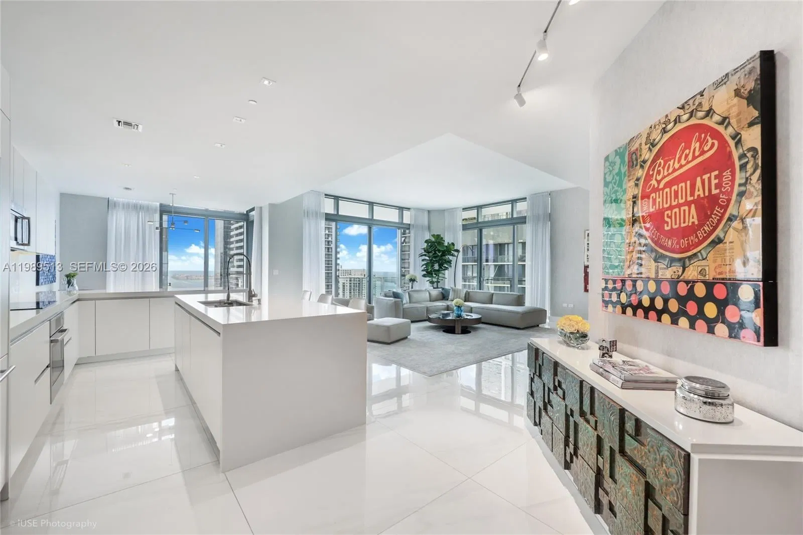 88 SW 7th Street 4101, Miami, FL 33130