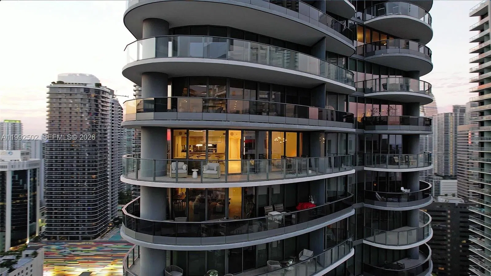 1000 Brickell Plaza 3702, Miami, FL 33131