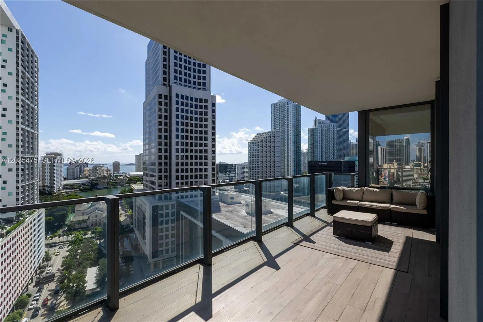 68 SE 6th Street 1611, Miami, FL 33131