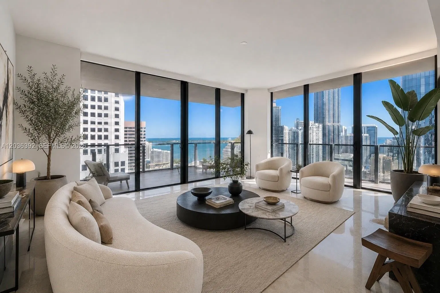 68 SE 6th Street 3301, Miami, FL 33131