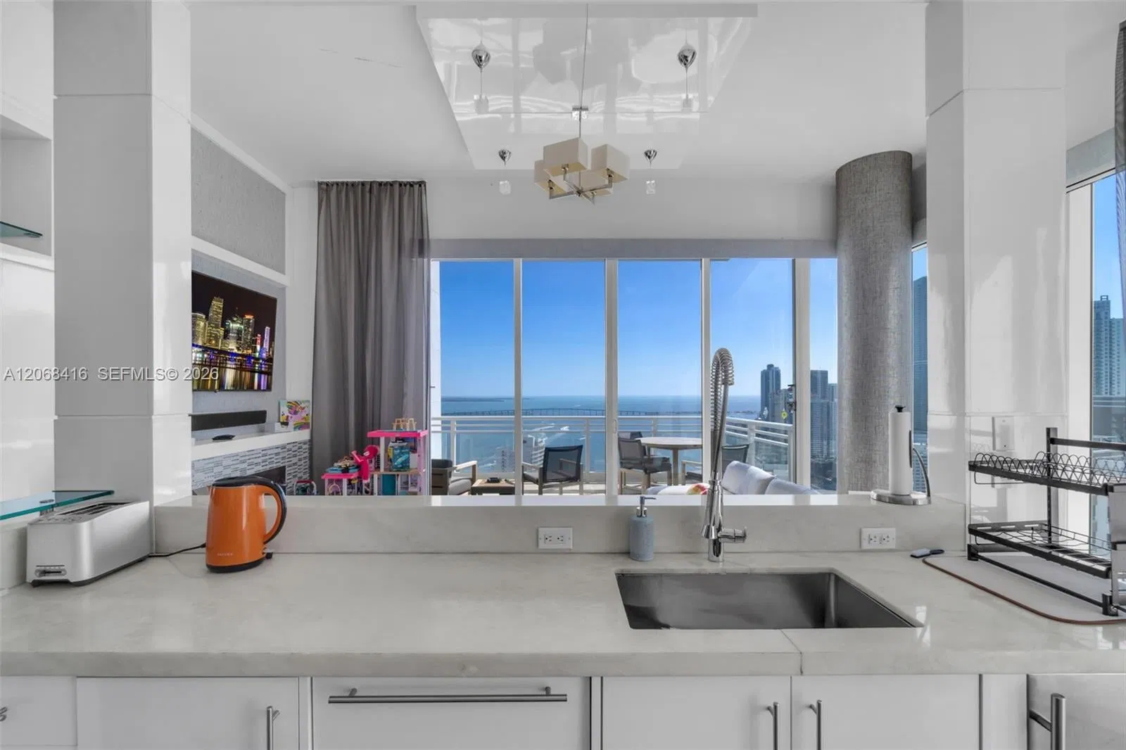 900 Brickell Key Boulevard 2904, Miami, FL 33131
