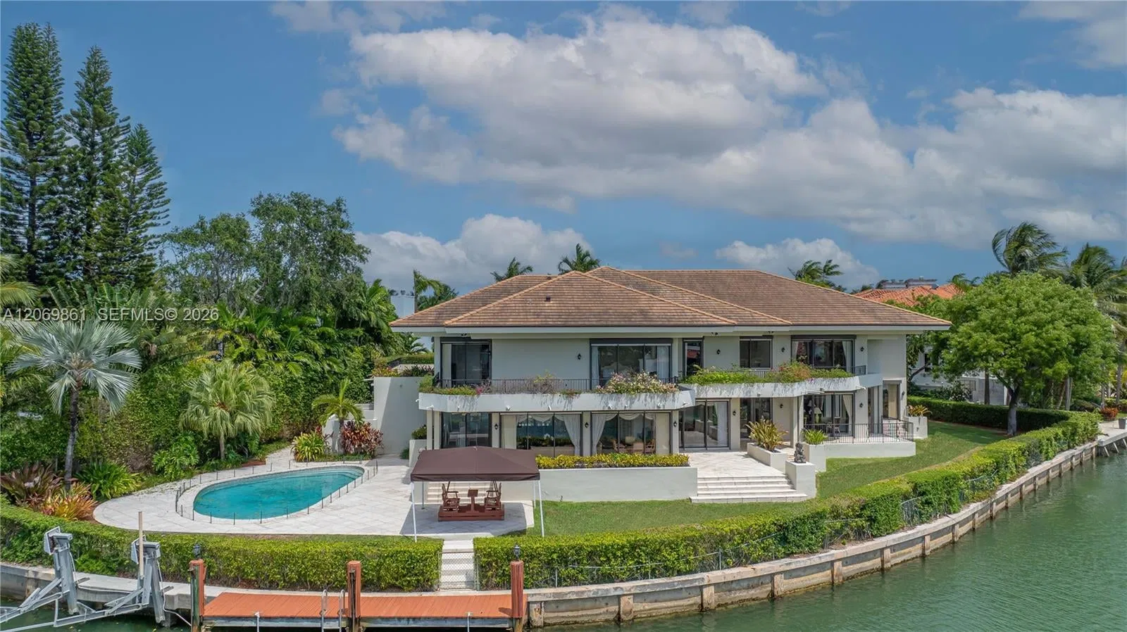 241 Cape Florida Drive, Key Biscayne, FL 33149