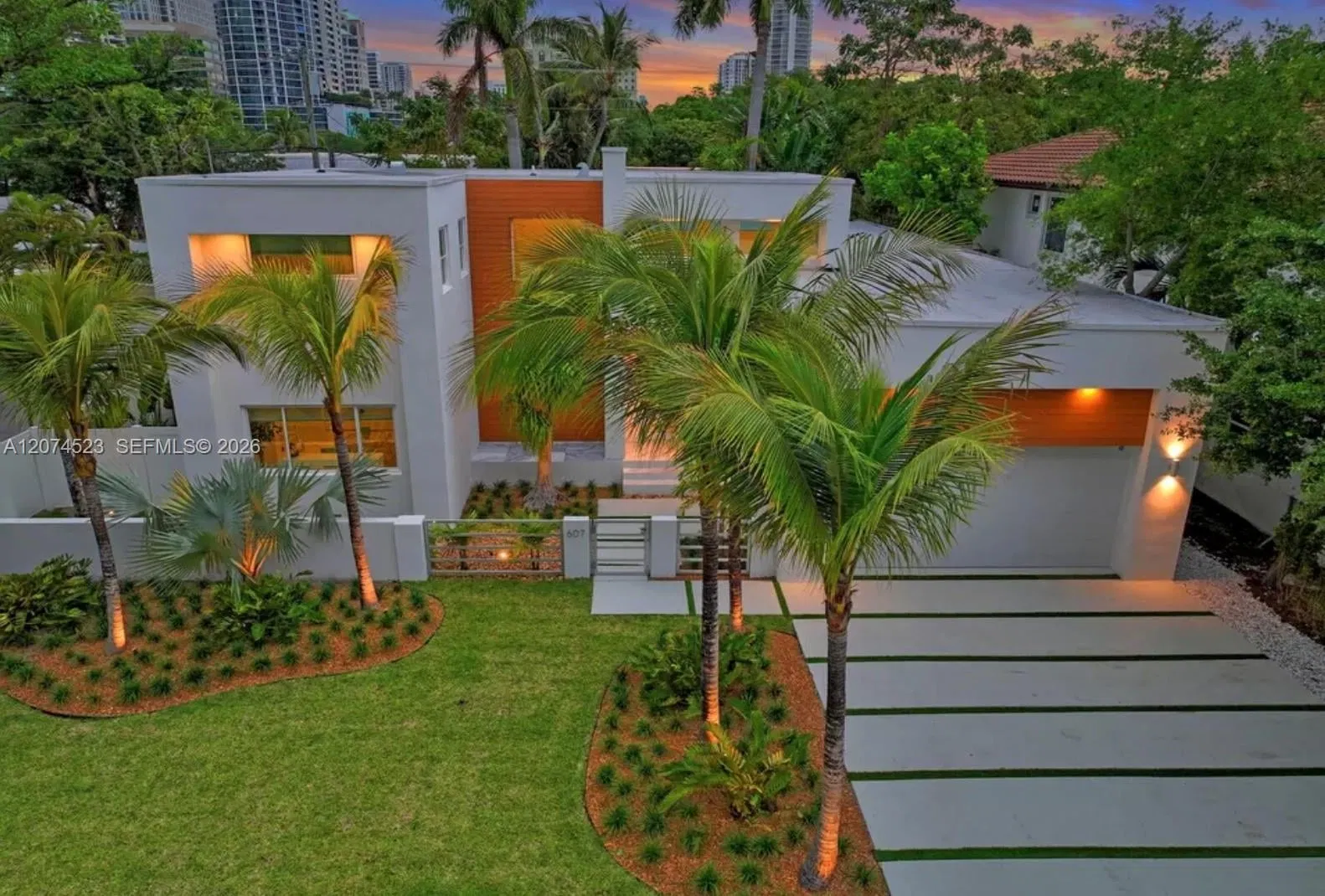 607 SE 6th Street, Fort Lauderdale, FL 33301