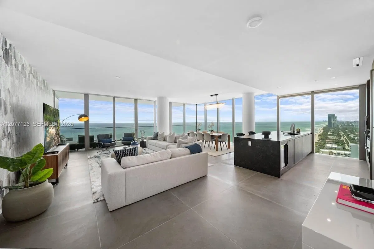 2000 S Ocean Drive 31B, Hallandale Beach, FL 33009