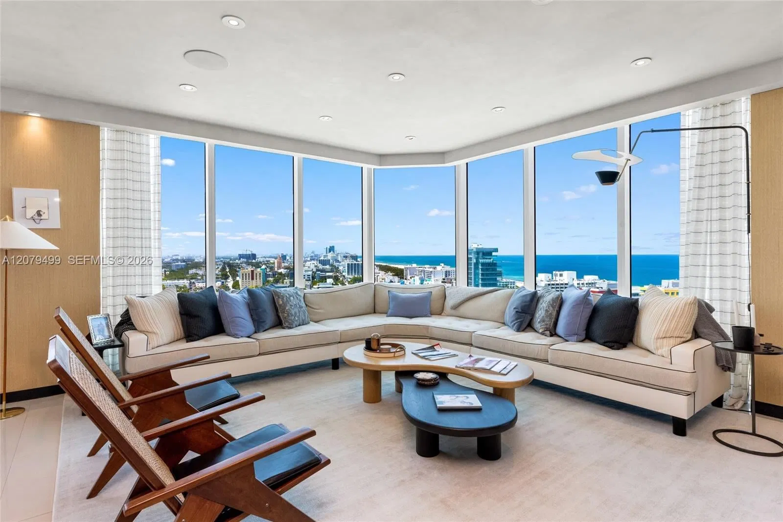 300 S Pointe Drive 2005, Miami Beach, FL 33139