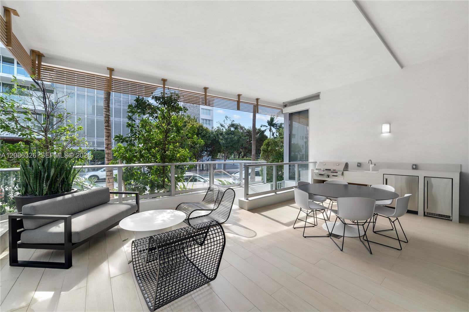 304 Ocean Drive 102, Miami Beach, FL 33139