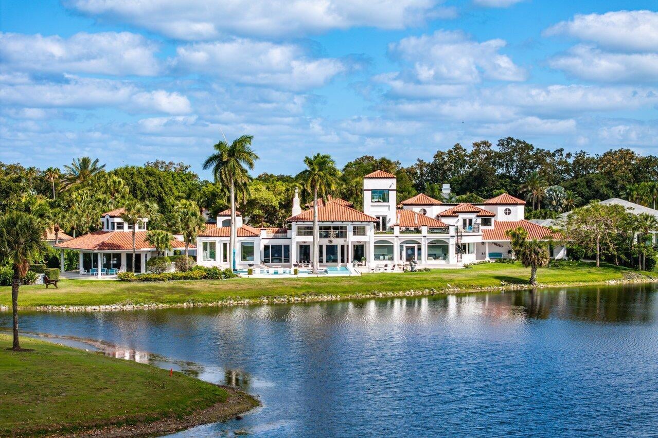 13101 Monet Lane, Palm Beach Gardens, FL 33410