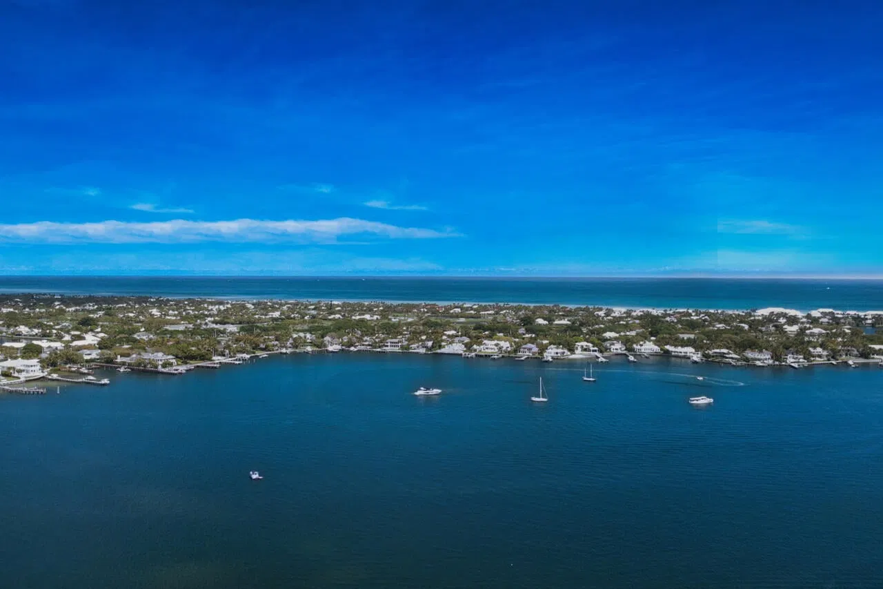 3 WATER CLUB Way 1201, North Palm Beach, FL 33408