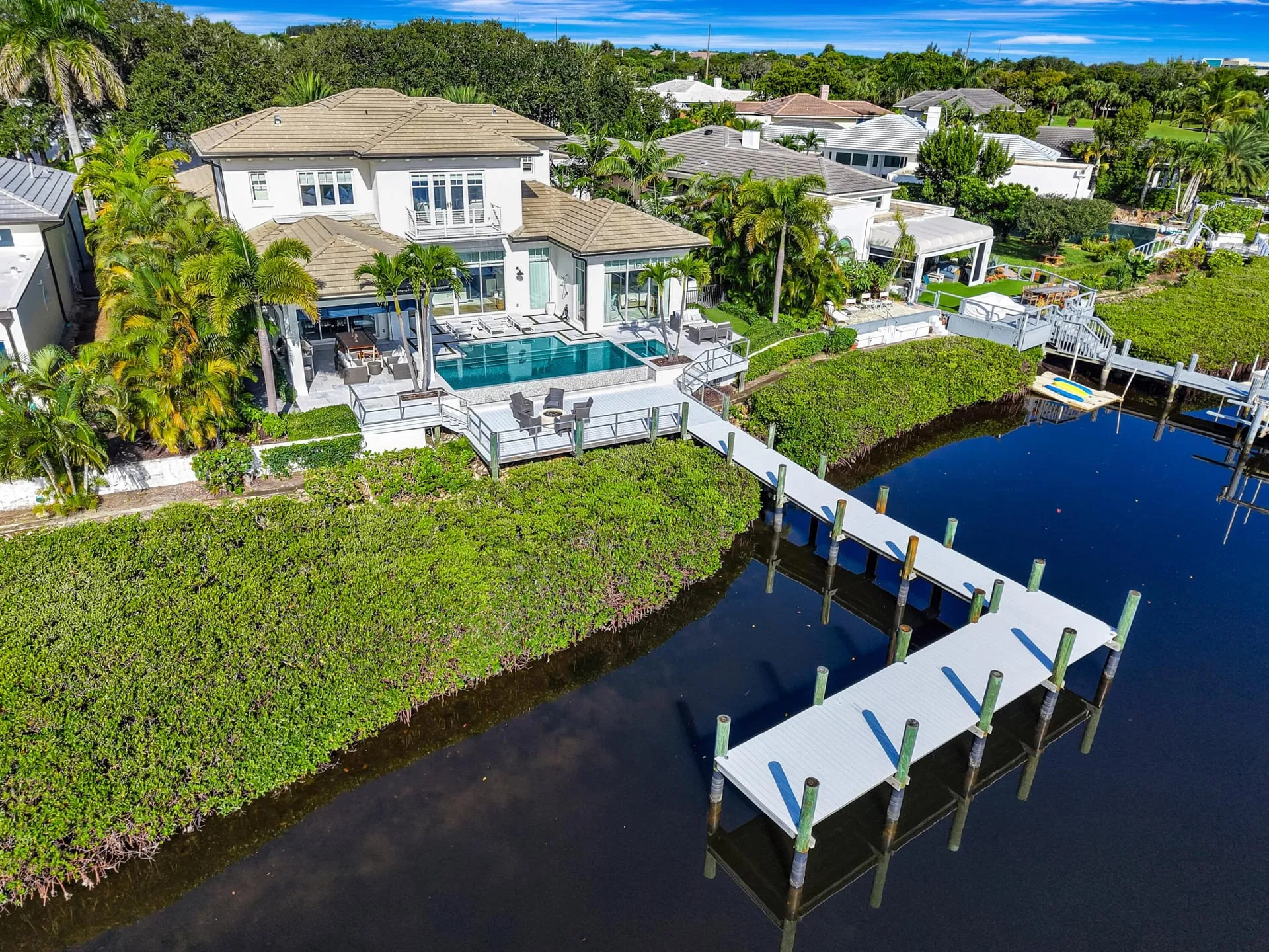 130 Waters Edge Drive, Jupiter, FL 33477