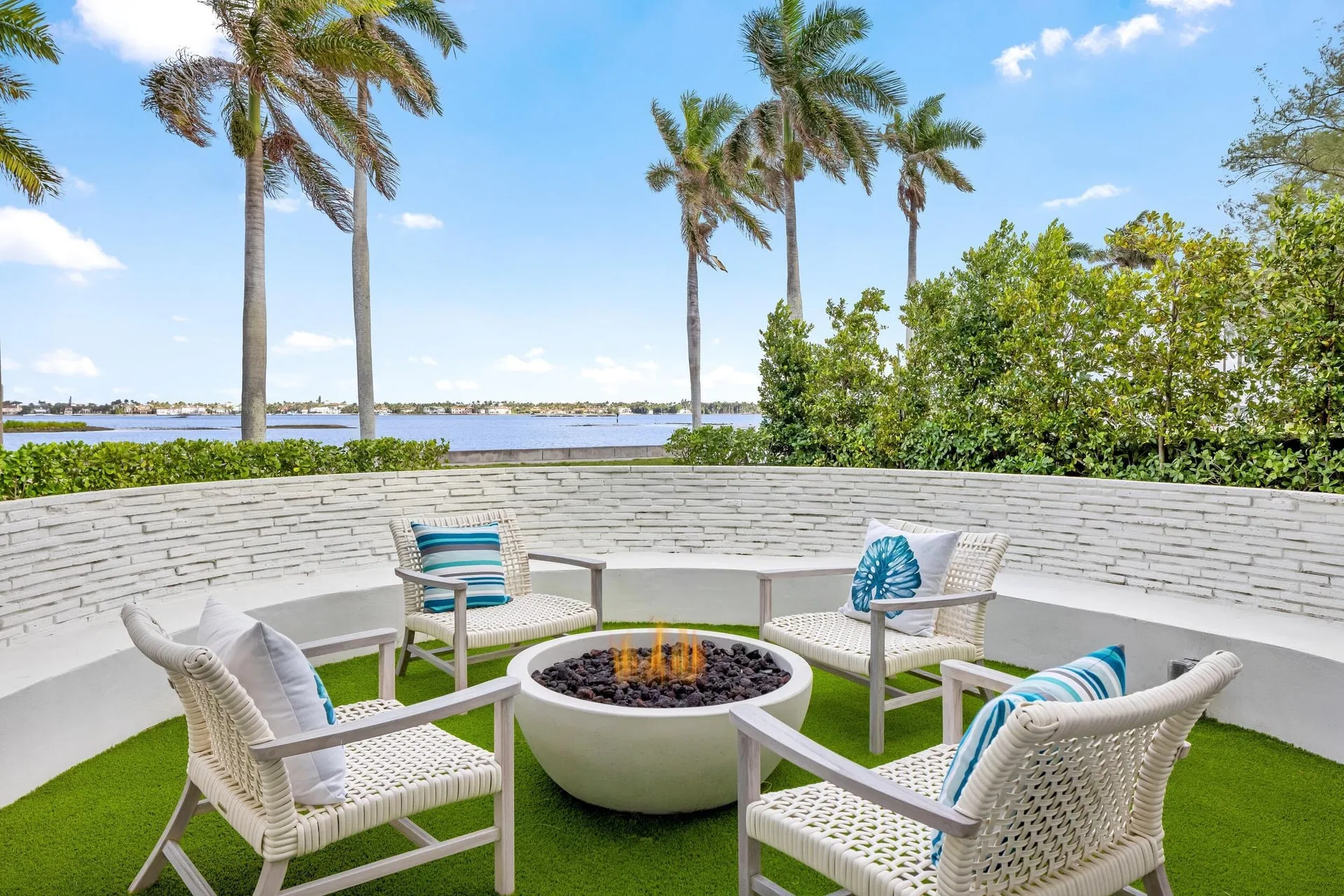 2745 S Flagler Drive, West Palm Beach, FL 33405