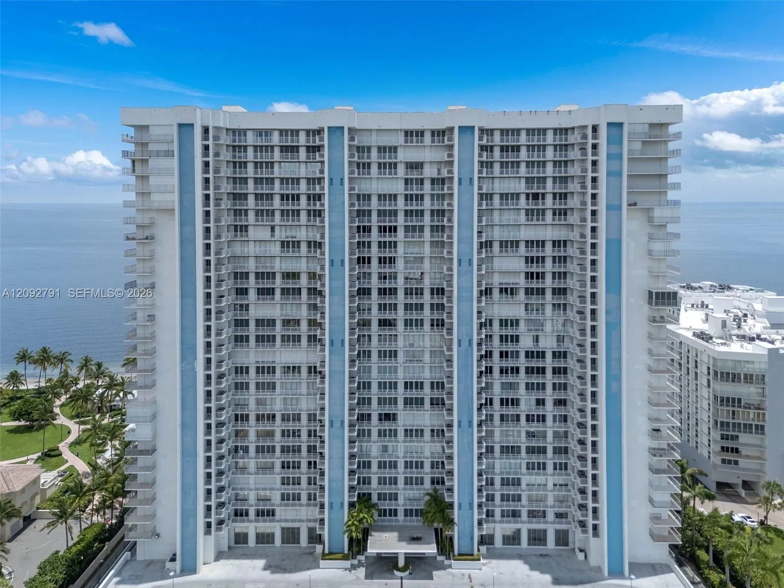 881 Ocean Drive 20E, Key Biscayne, FL 33149