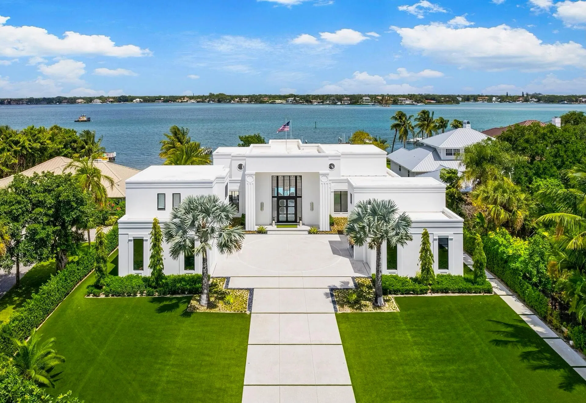 18200 Gardiner Lane, Jupiter, FL 33458