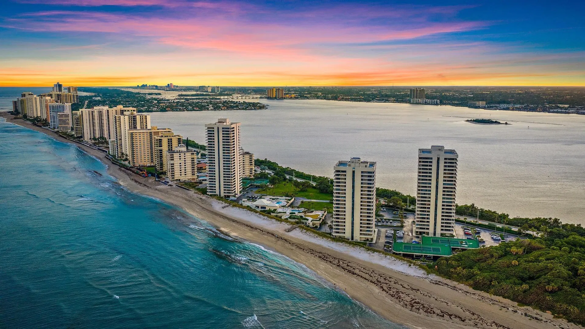 5510 N OCEAN Drive 11B, Singer Island, FL 33404