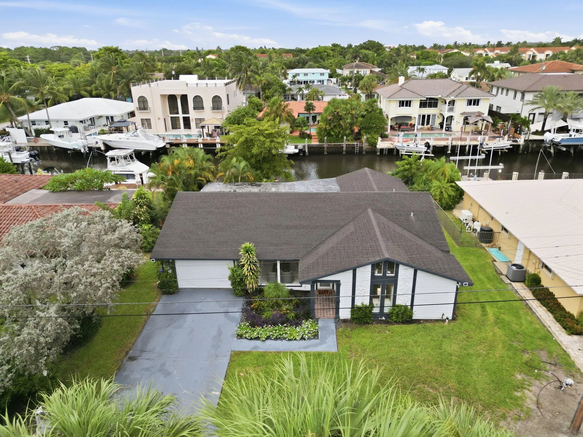 116 PERIWINKLE Drive, Hypoluxo, FL 33462