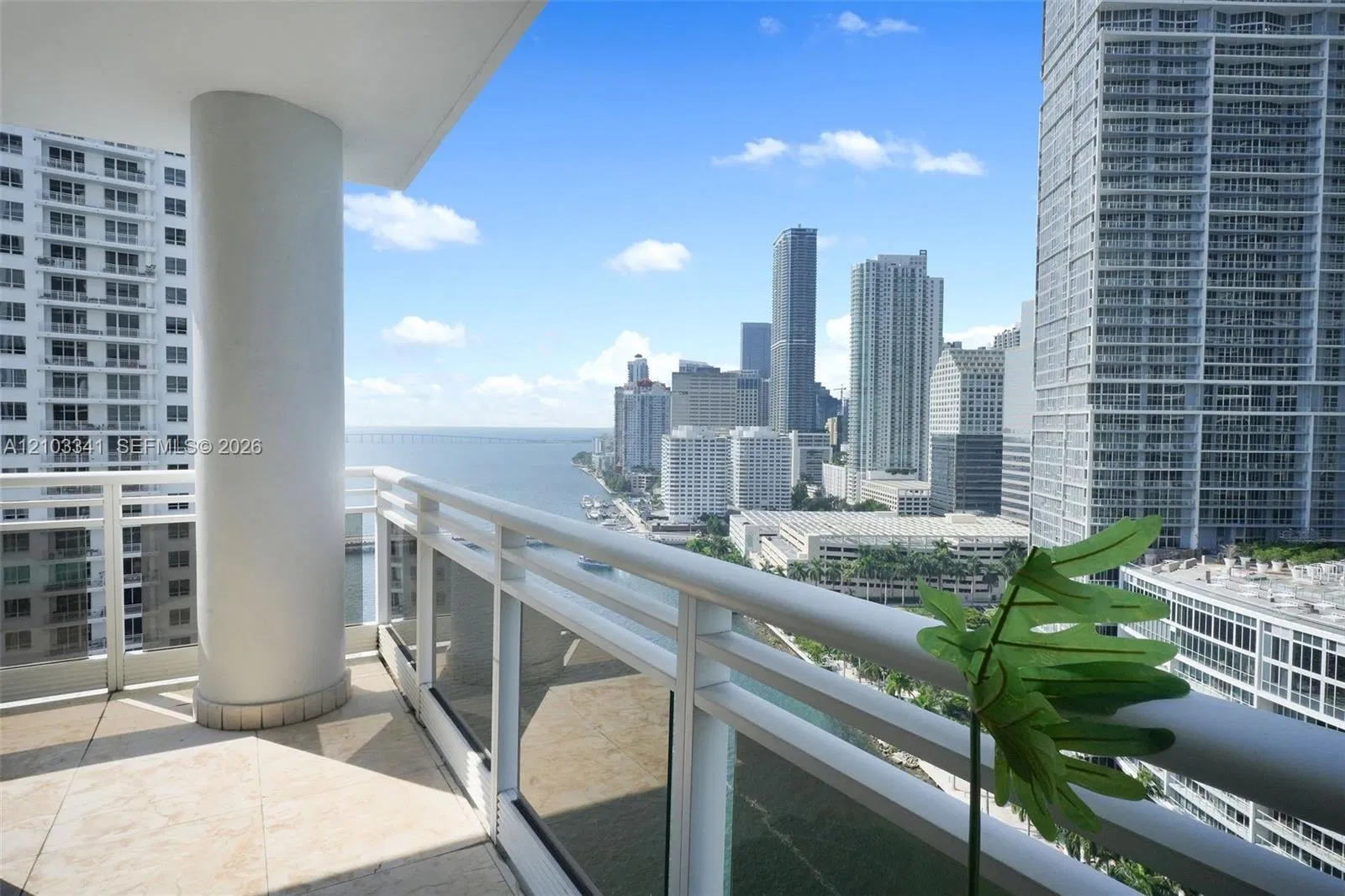 901 Brickell Key Boulevard 2204, Miami, FL 33131