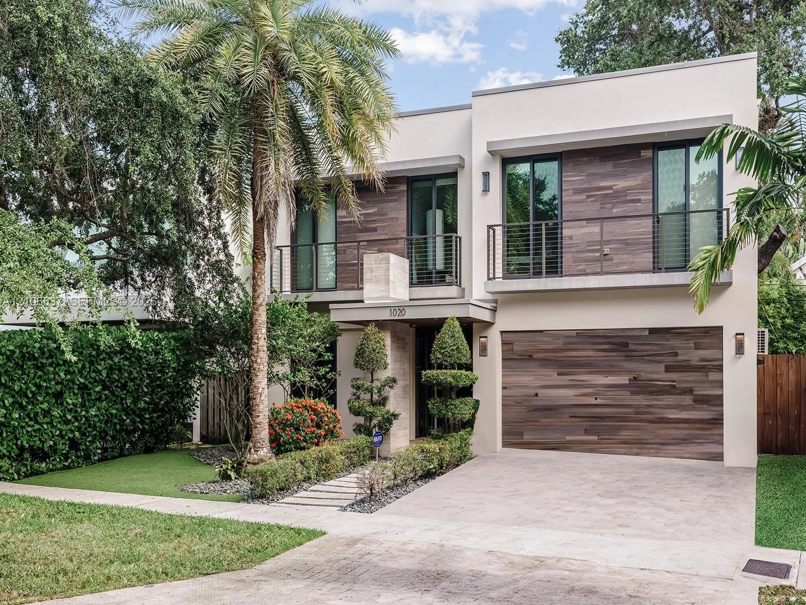 1020 SE 5th Court, Fort Lauderdale, FL 33301