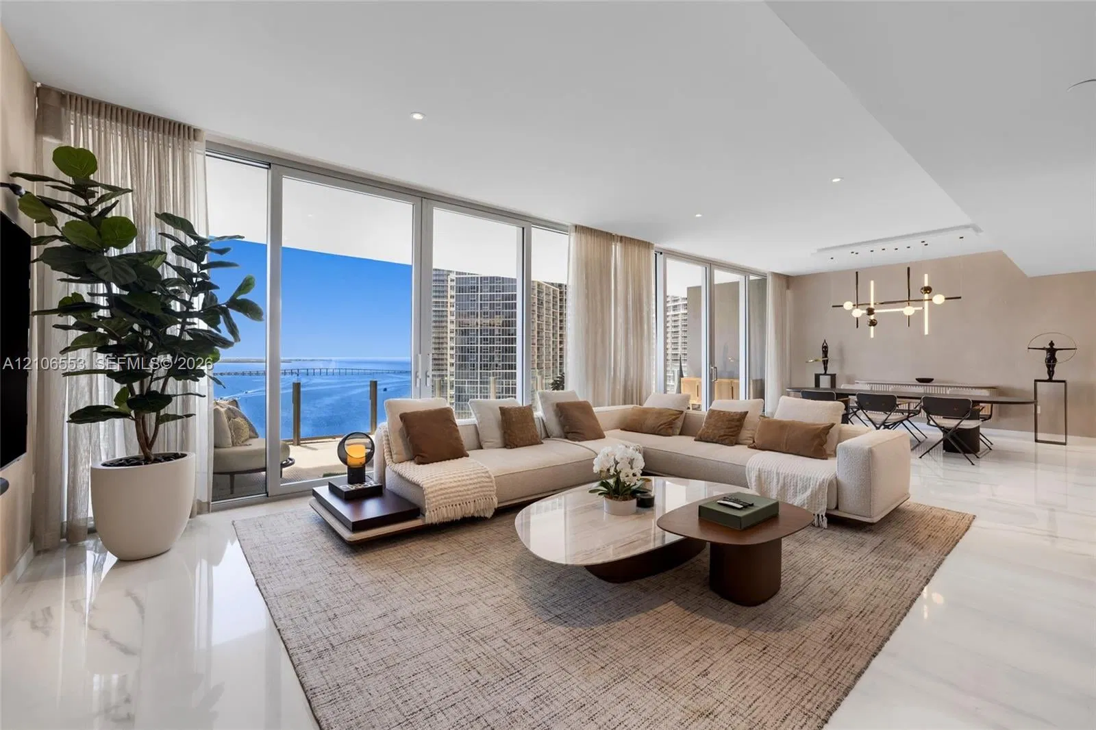 300 Biscayne Boulevard Way 3002E, Miami, FL 33131