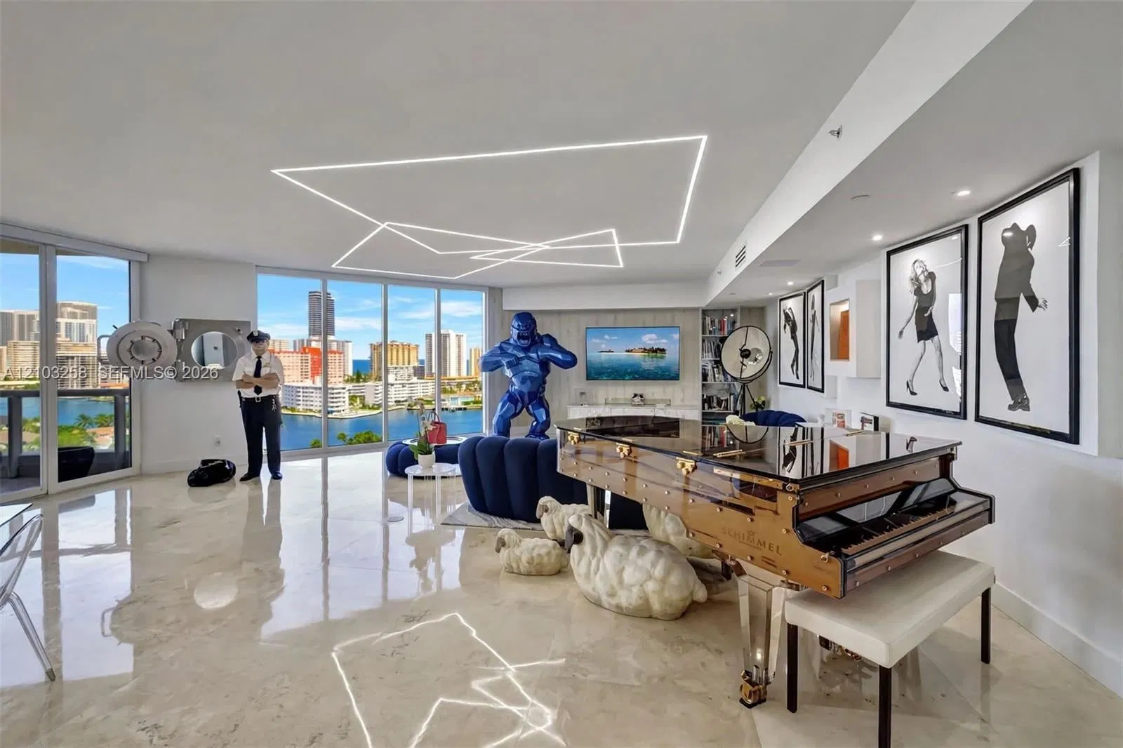 21200 Point Place 1204, Aventura, FL 33180