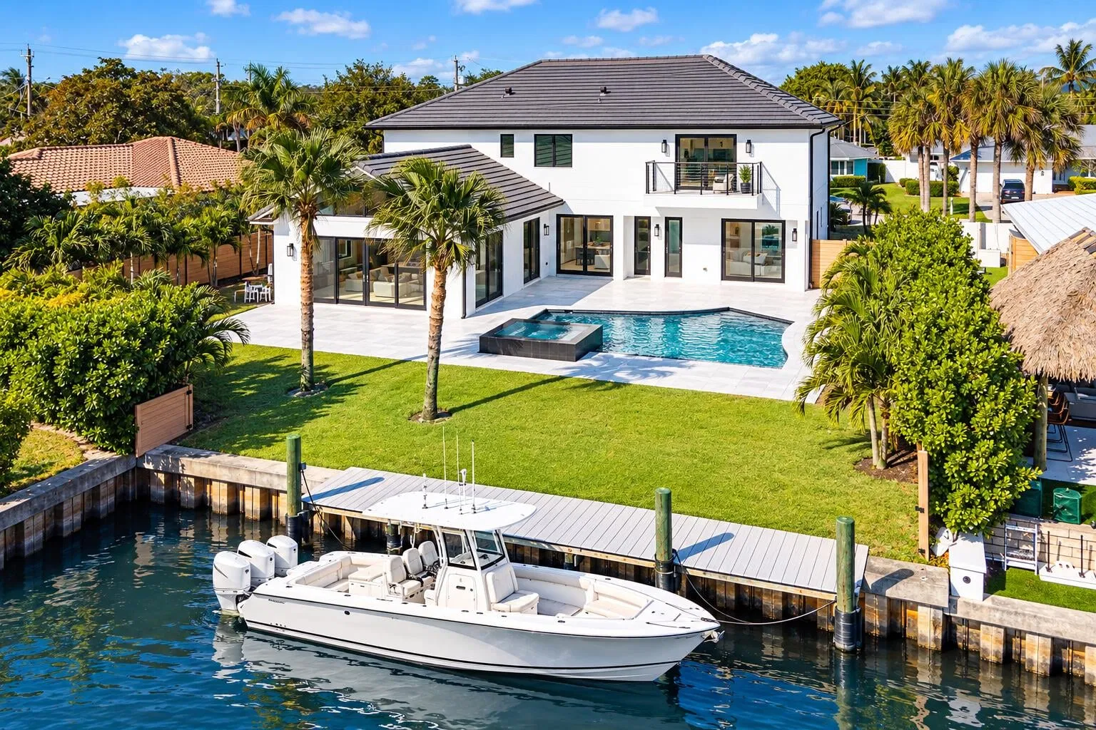 8 LEEWARD Circle, Tequesta, FL 33469