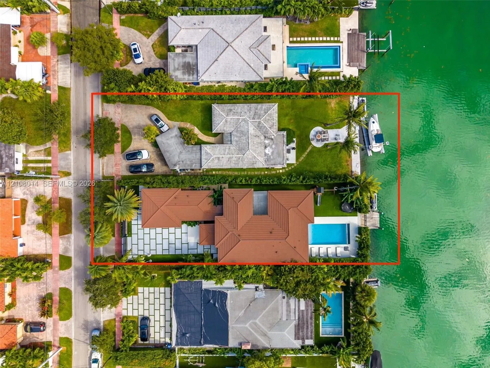 710 S + 700 Shore, Miami, FL 33141