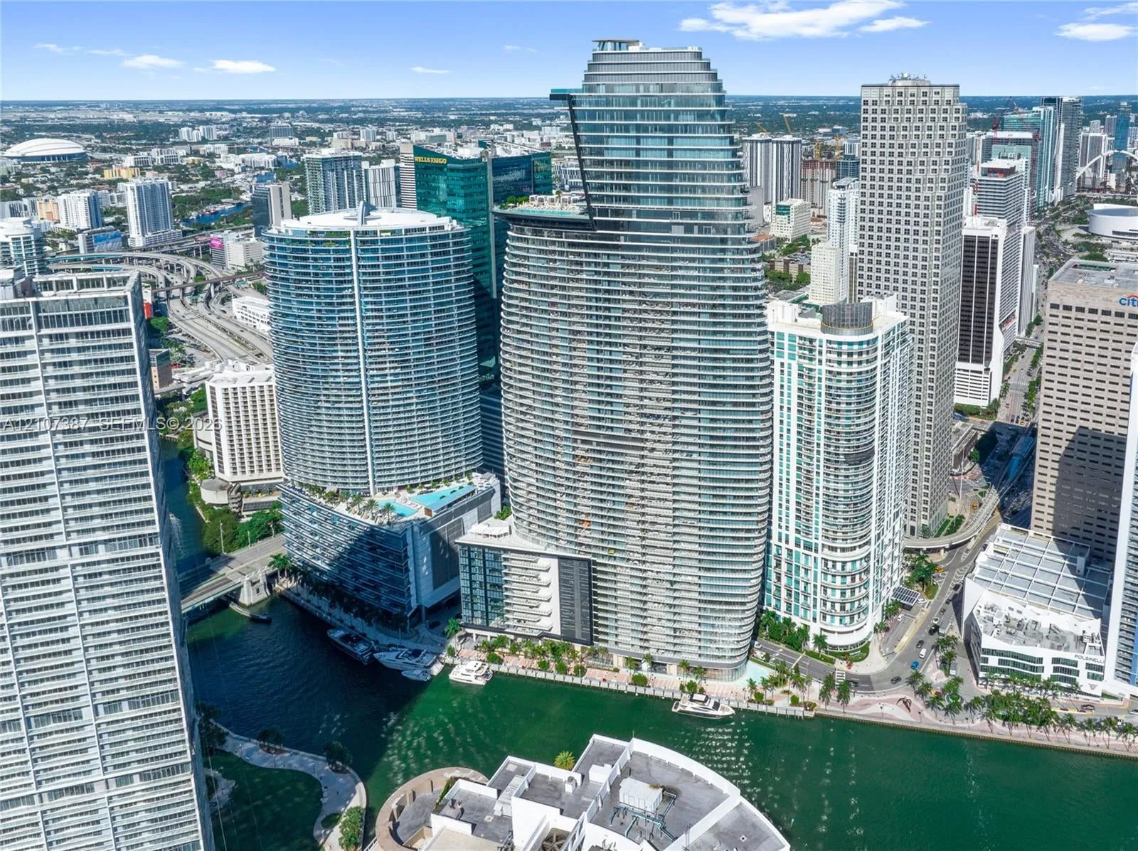 300 Biscayne Boulevard Way 4901E, Miami, FL 33131