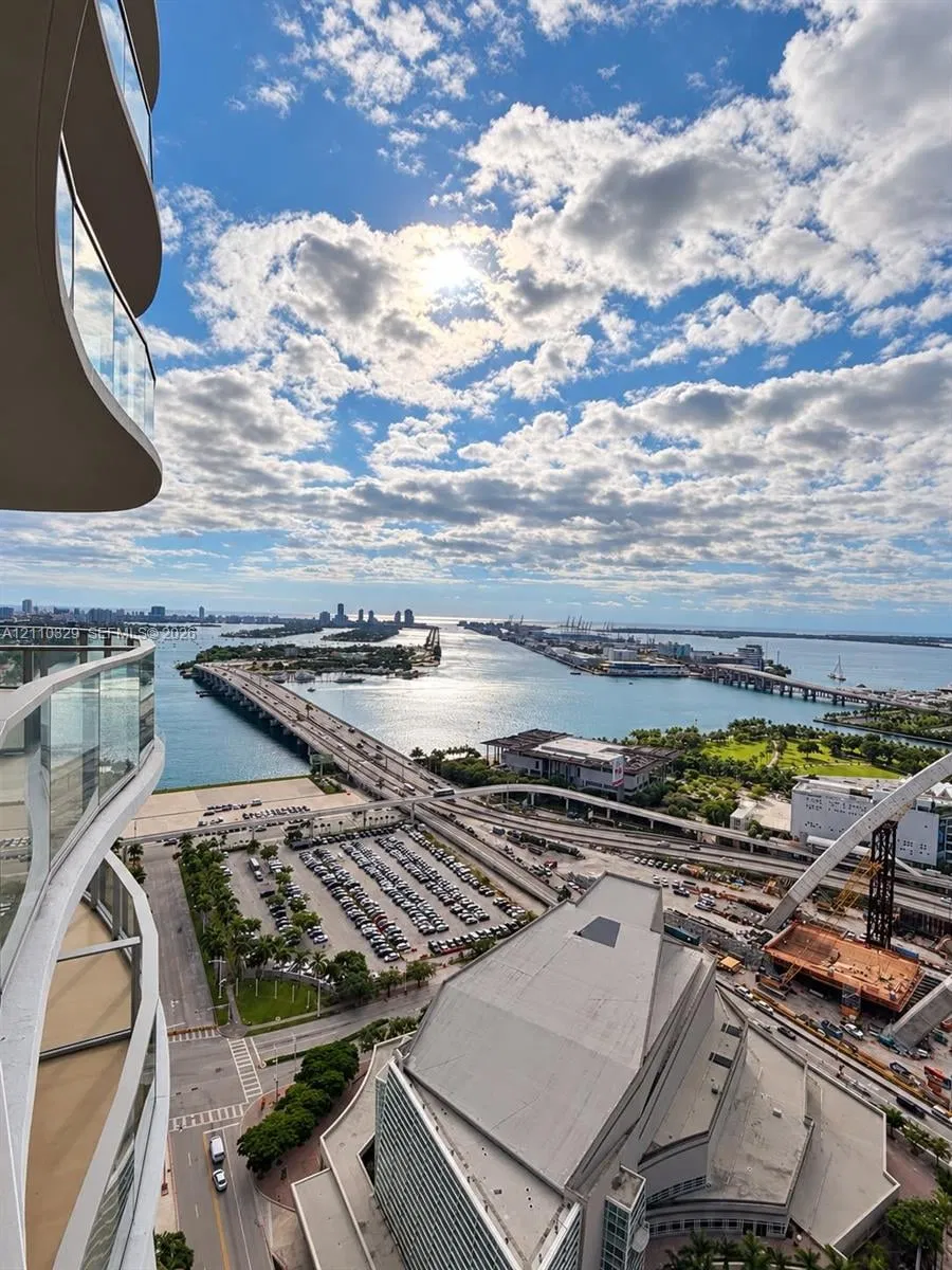 1400 Biscayne Boulevard 3302, Miami, FL 33132