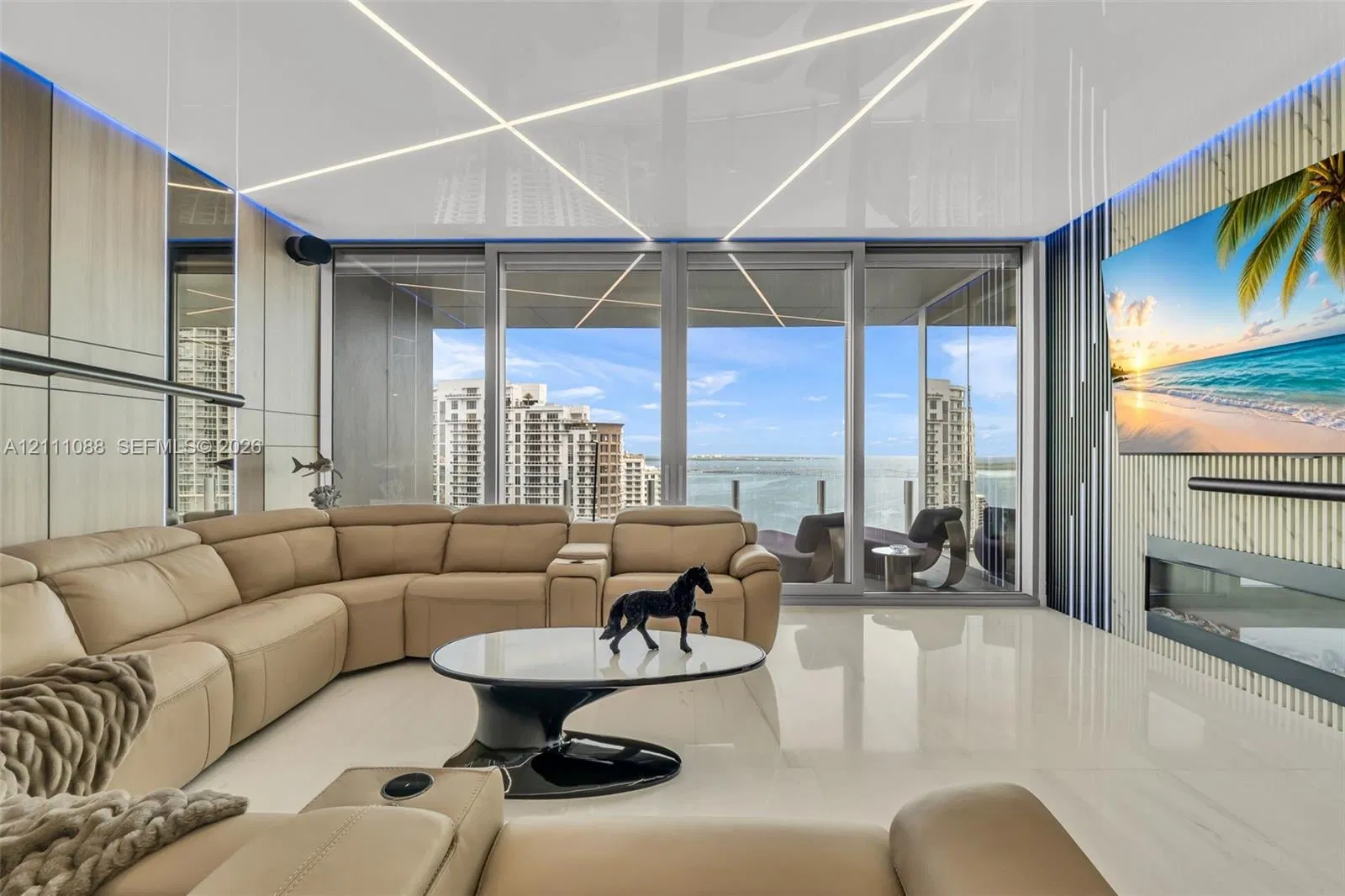300 Biscayne Boulevard Way 3103C, Miami, FL 33131