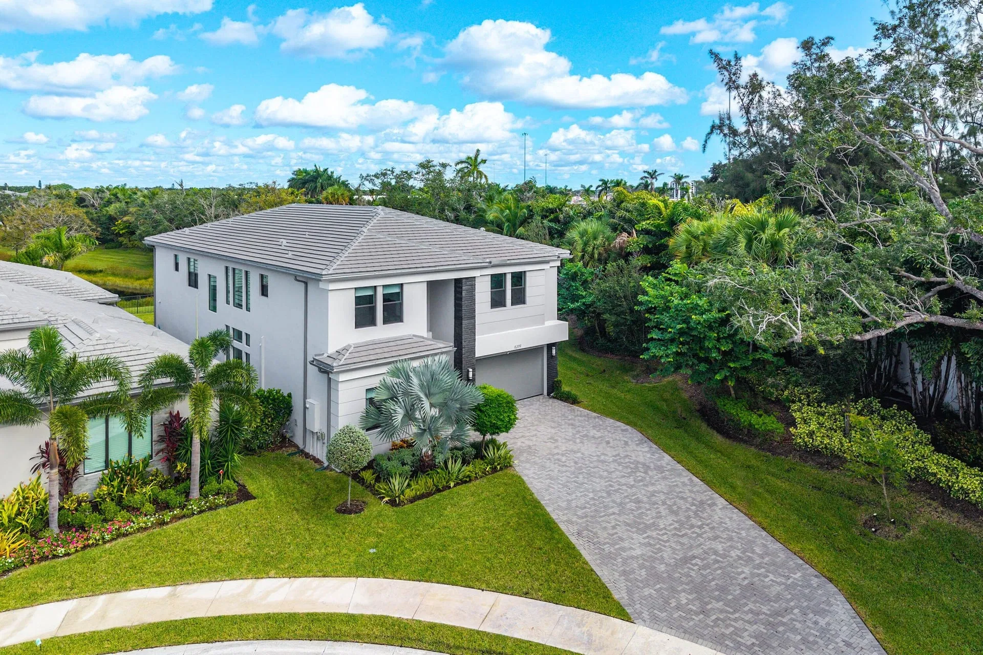 8209 ESSEX COUNTRY CLUB Drive, Boca Raton, FL 33434