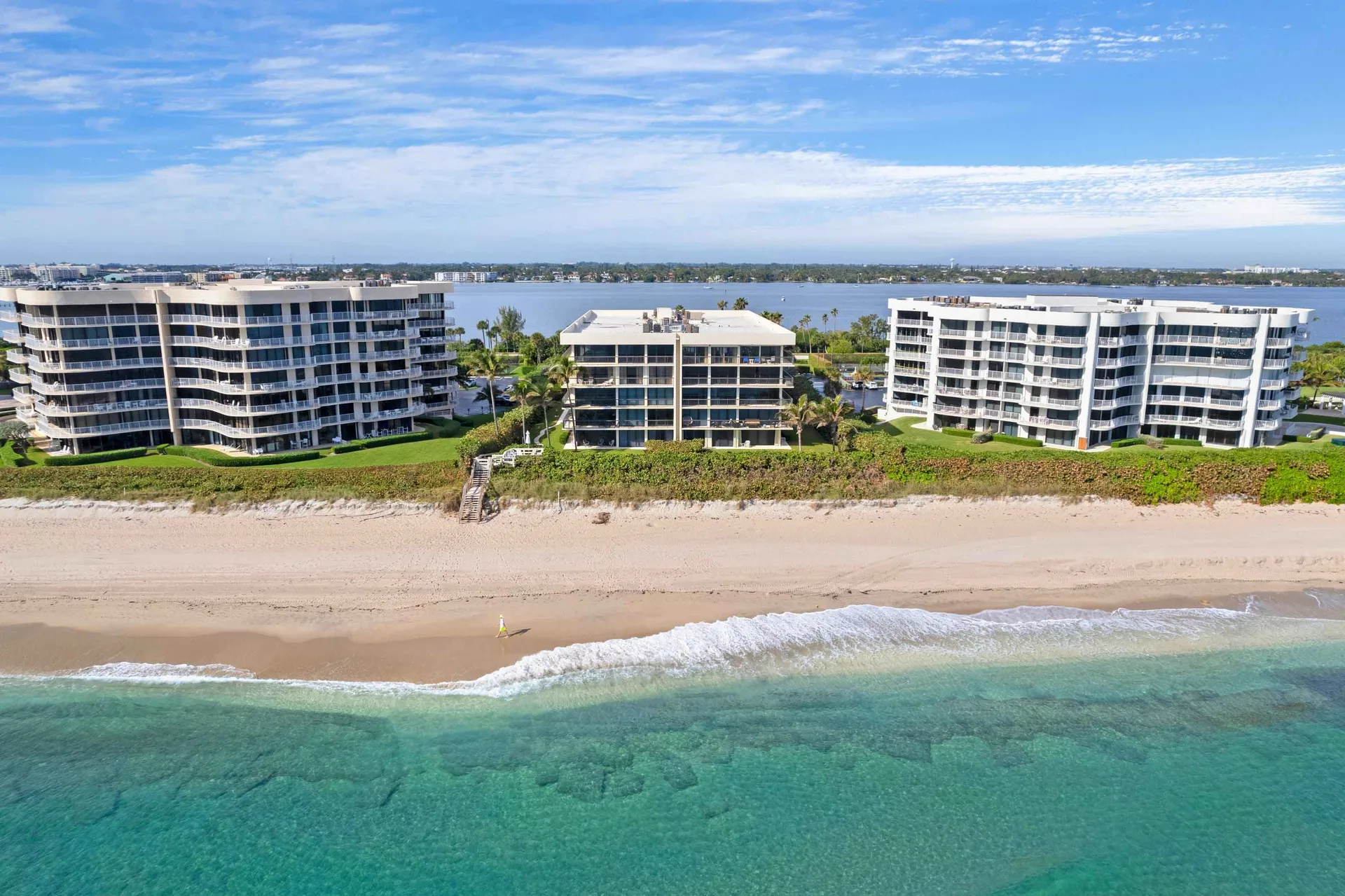 Emeraude Palm Beach, Palm Beach