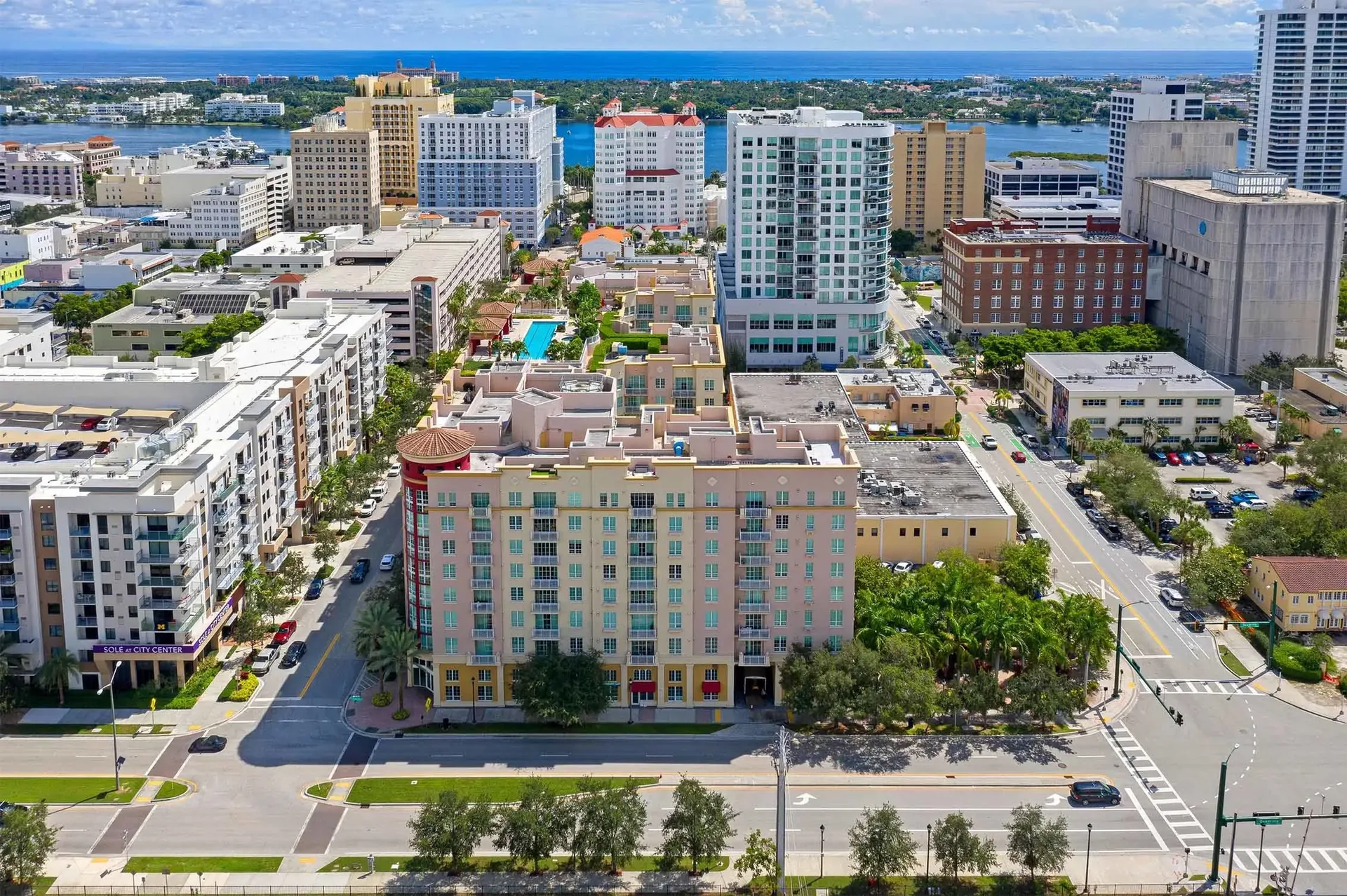 The Whitney, Downtown West Palm Beach