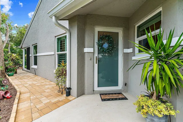 Monarch Country Club Residence photo 3