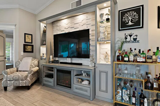 Monarch Country Club Residence photo 8