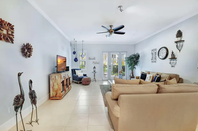 Latitude Delray Unit 102 photo 6