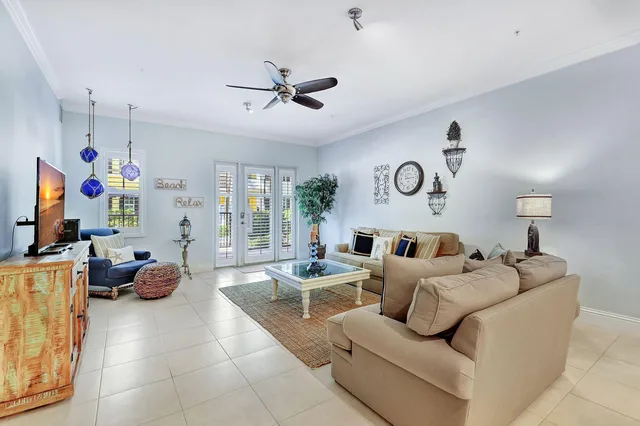 Latitude Delray Unit 102 photo 7