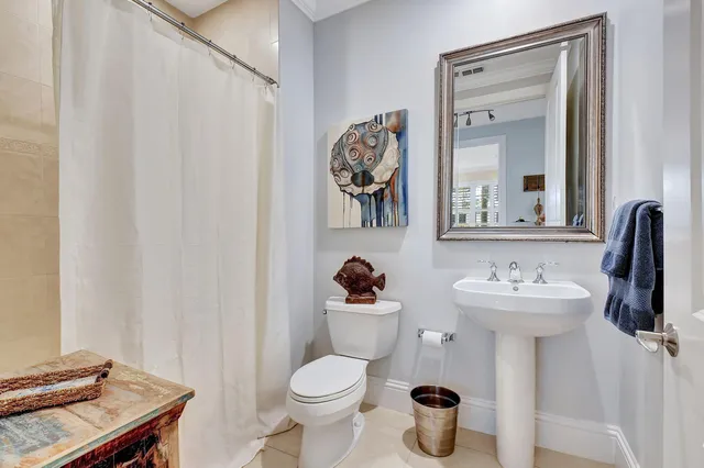 Latitude Delray Unit 102 photo 21