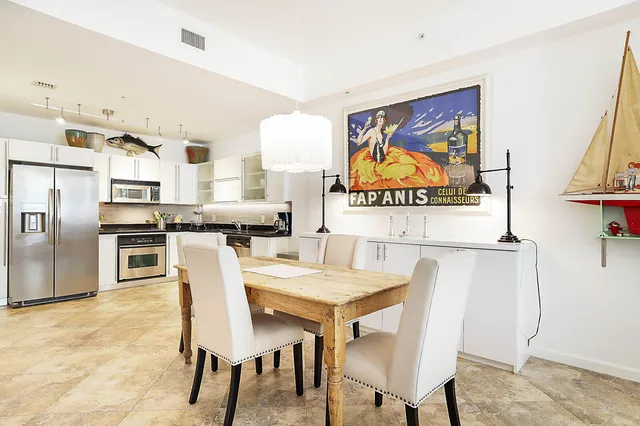 Villa Lofts Unit 304 photo 7