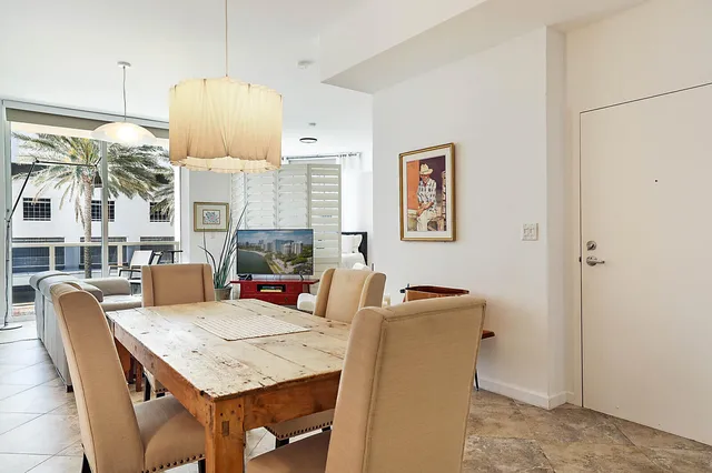 Villa Lofts Unit 304 photo 9
