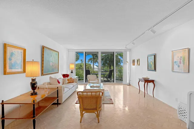 2295 S Ocean Boulevard #315