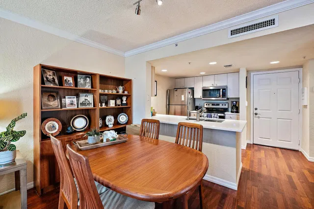 Flagler Pointe Unit 418 photo 9