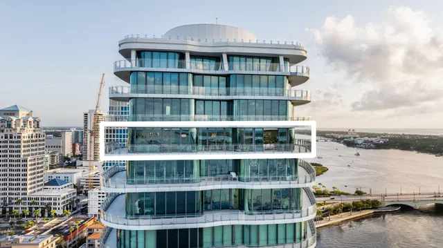 The Bristol Palm Beach Unit 2203 photo 9