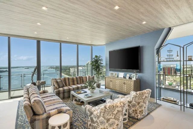The Bristol Palm Beach Unit 2203 photo 15