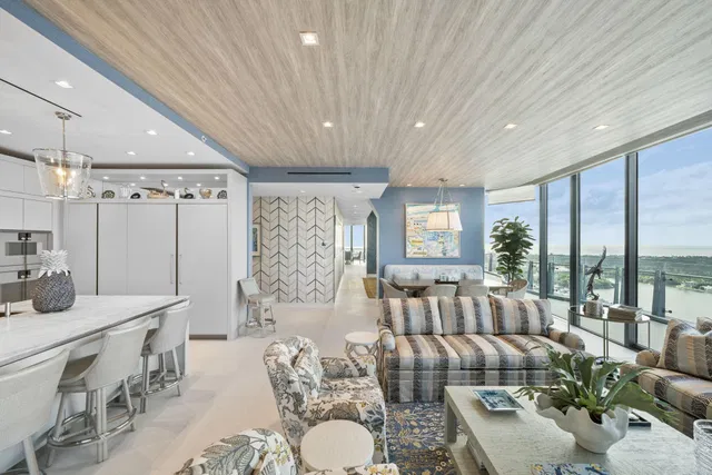 The Bristol Palm Beach Unit 2203 photo 17