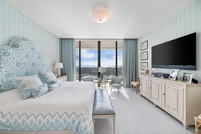 The Bristol Palm Beach Unit 2203 photo 24