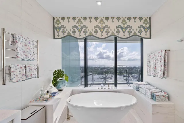 The Bristol Palm Beach Unit 2203 photo 26