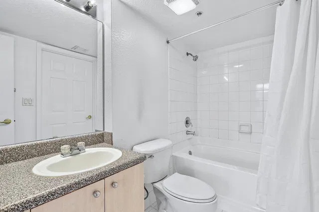 Flagler Pointe Unit 238 photo 12