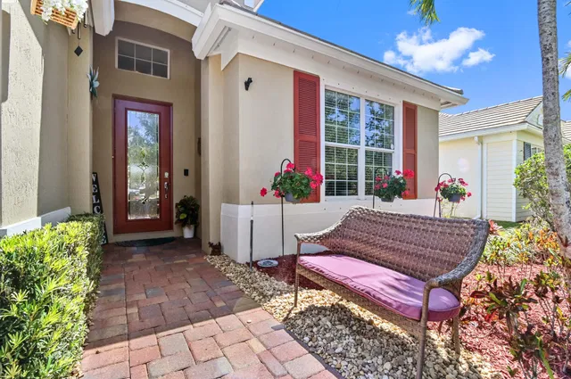 Residence photo 5
